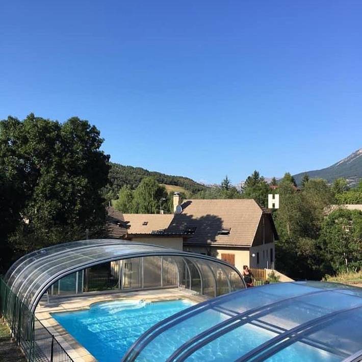 Hôtel pour 2 personnes, avec Terrasse et Jardin ainsi que Piscine et Sauna à Selonnet - 3
