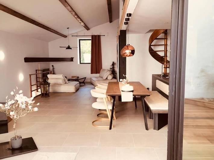 Appartement de vacances pour 4 personnes, avec terrasse, animaux acceptés