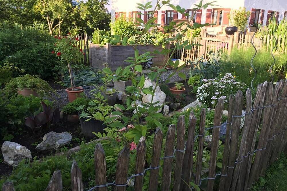 Ganze Wohnung, Ferienwohnung zum Bauerngarten in Baunigl, Riedering