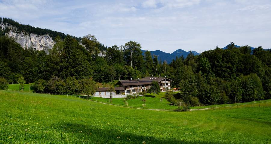 Ferienwohnung für 3 Personen, mit Balkon und Terrasse sowie Garten und Sauna