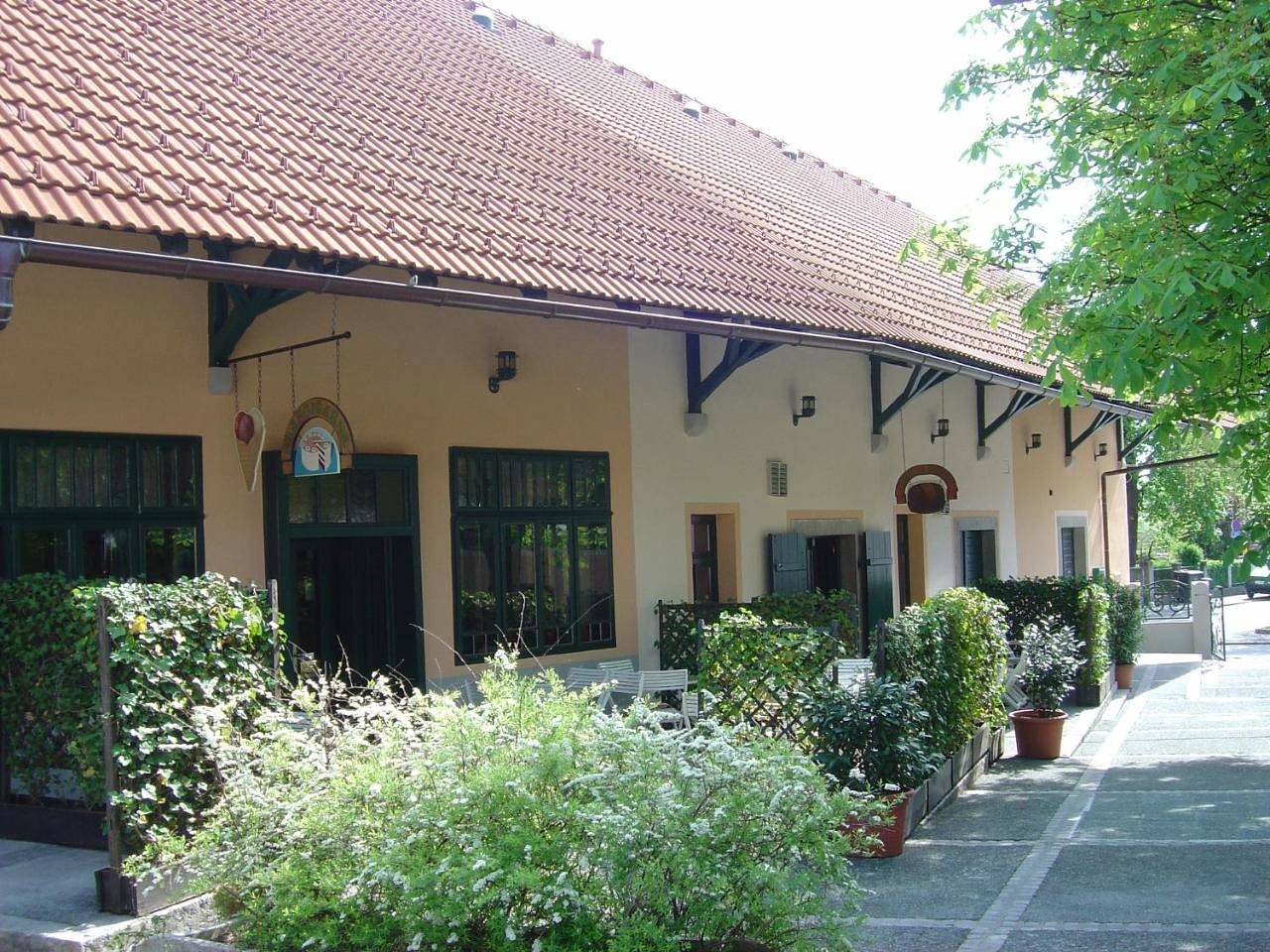 Penzion Pri Žabarju in Ljubljana, Zentralslowenien