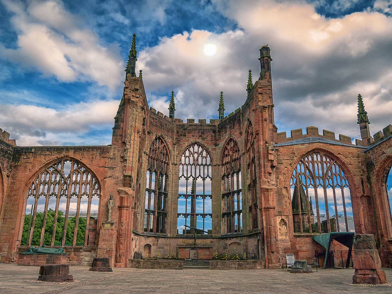 Debarnes House in Solihull, Birmingham und Umgebung
