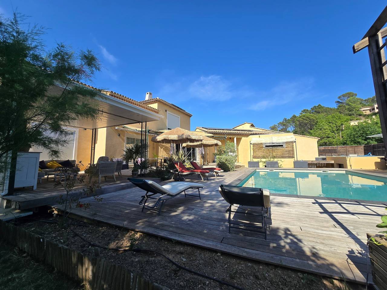 Villa « Superbe Avec Piscine » avec piscine privée, Wi-Fi et climatisation in Bras, Région de Brignoles