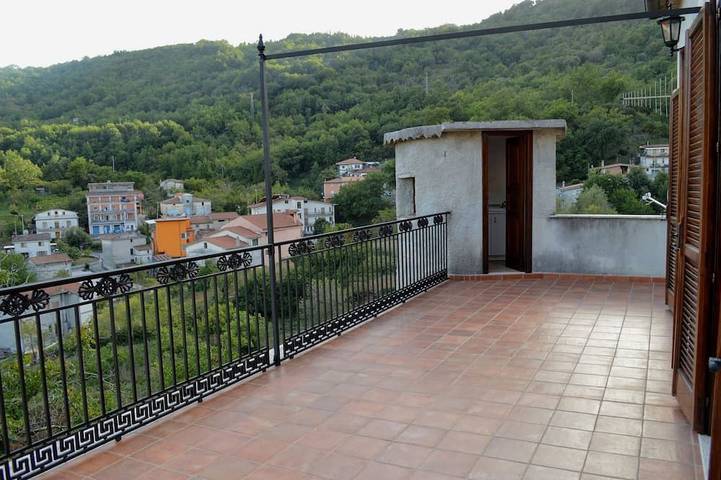 Ferienwohnung für 2 Personen, mit Garten und Balkon