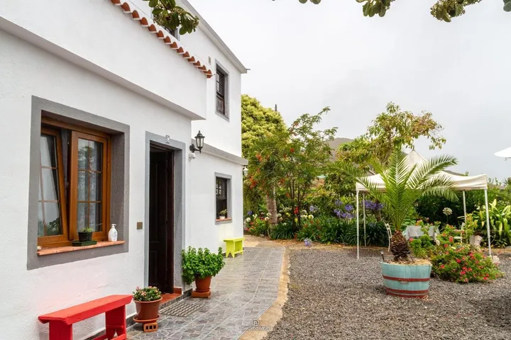 Apartamento de vacaciones para 5 personas, con jardín y vistas, Se admiten mascotas - 1