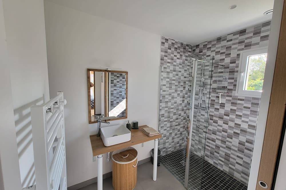 Quiet gîte, close to Baie de somme (3kms). Comfortable and air-conditioned in Favières, Abbeville und Umgebung