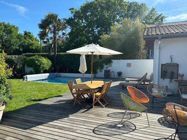 Villa pour 6 personnes, avec balcon ainsi que piscine et vue à Bidart