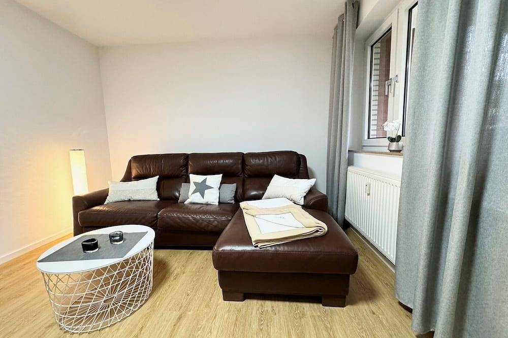 Ganze Wohnung, Traumhafte Ferienwohnung zentral in Nordenham, Wesermarsch