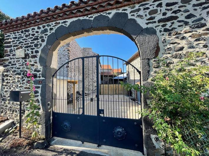 Location de vacances pour 5 personnes, avec terrasse à Espalem