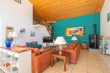 Gîte pour 7 Personnes dans Saint-Romain-de-Benet, Région de Saintes, Photo 1