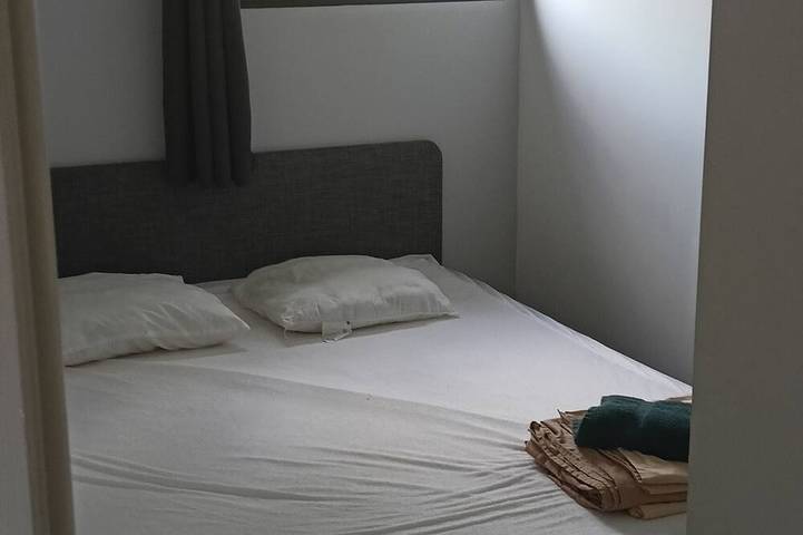 Location de vacances pour 7 personnes, avec jardin et piscine à Valaurie - 3