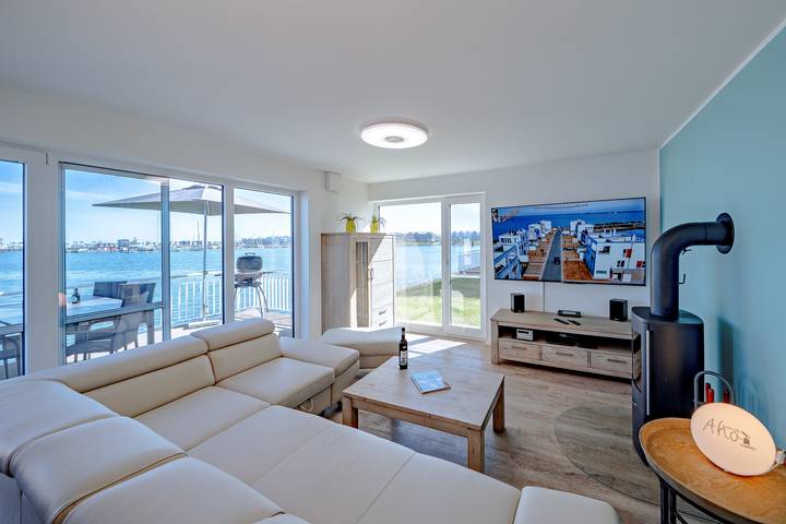 Ferienhaus für 6 Personen, mit Sauna und Terrasse sowie Meerblick in Olpenitz