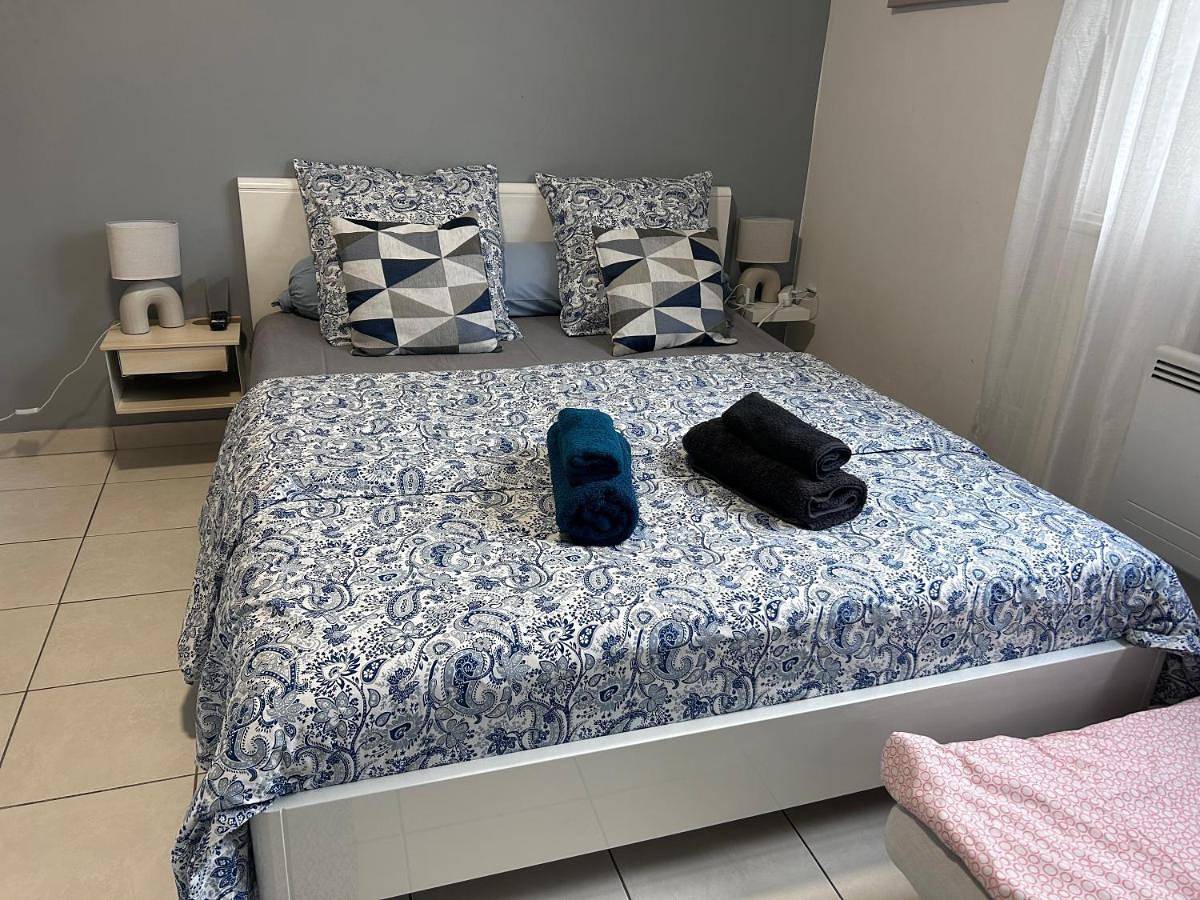 Appartement entier, Le petit loft in Bobigny, Seine-Saint-Denis