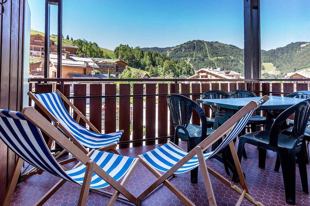 Appartement entier, Duplex 2 chambres au centre du village, proche pistes de ski, parking inclus, La Clusaz in La Clusaz, Région d'Annecy