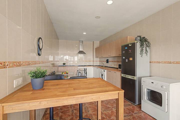 Entire apartment, Vacation Apartment 'Apartamento Buen Lugar' with Sea View and Balcony in Firgas, North Gran Canaria