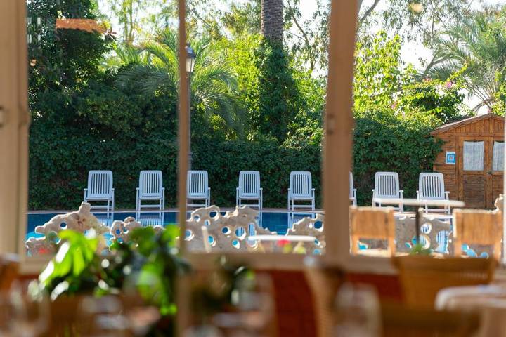 Station pour 3 personnes, avec jardin ainsi que bassin pour enfant et piscine, adapté aux familles à Crevillent - 2