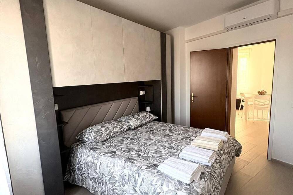 Entire apartment, Two-room apartment in the heart of Castelnuovo del Garda in Castelnuovo del Garda, Garda Mountains