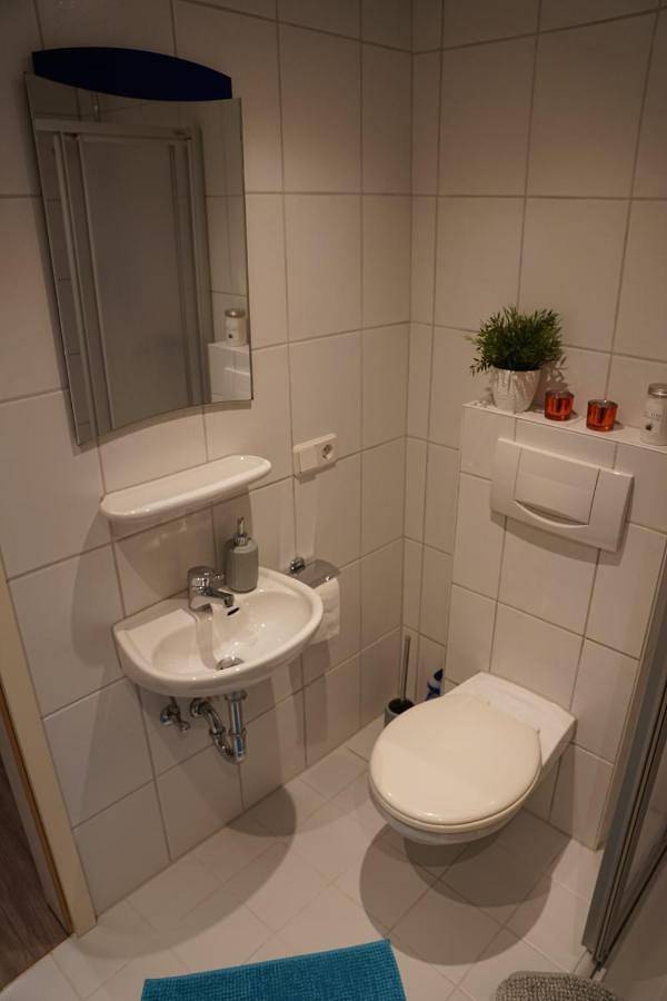 Ganze Ferienwohnung, Double Room with Private Bathroom in Hemmoor, Cuxland