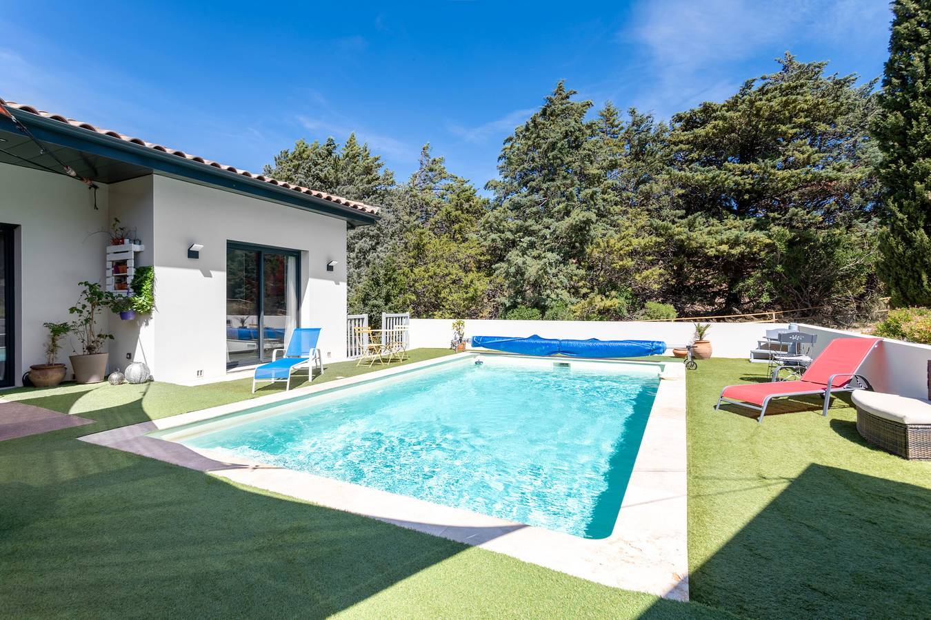 Apartamento entero, Apartamento 'L'occitane' con terraza compartida, jardín compartido y Wi-Fi in Treilles, Region de Narbonne