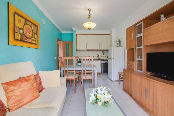 Gîte pour 5 personnes, avec bassin pour enfant ainsi que balcon et jardin dans Olhos de Água - 4