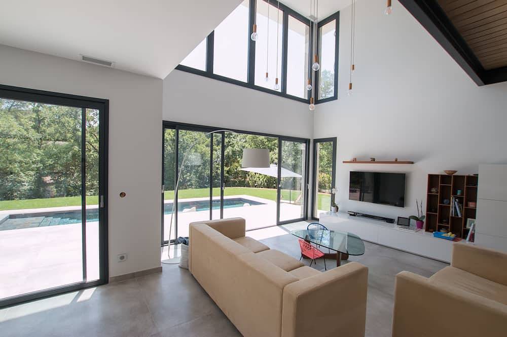 Villa Les Colles, magnifique propriété contemporaine 5’ Valbonne Village in Châteauneuf-Grasse, Côte méditerranéenne (France)