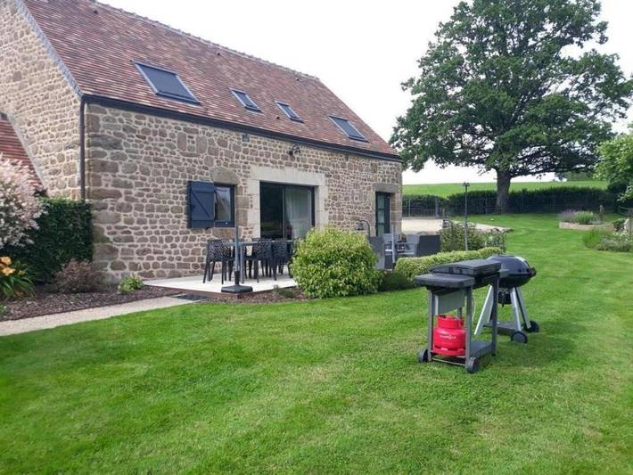 Location de vacances pour 8 personnes, avec Terrasse et Jardin à Joué-du-Bois - 3
