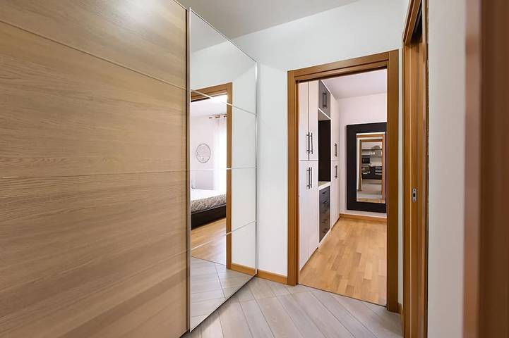 Appartamento intero, HouseGardenMilano- Vicinanze Fiera e Ospedali Humanitas e San Carlo (posto auto) in Trezzano sul Naviglio, Provincia di Milano