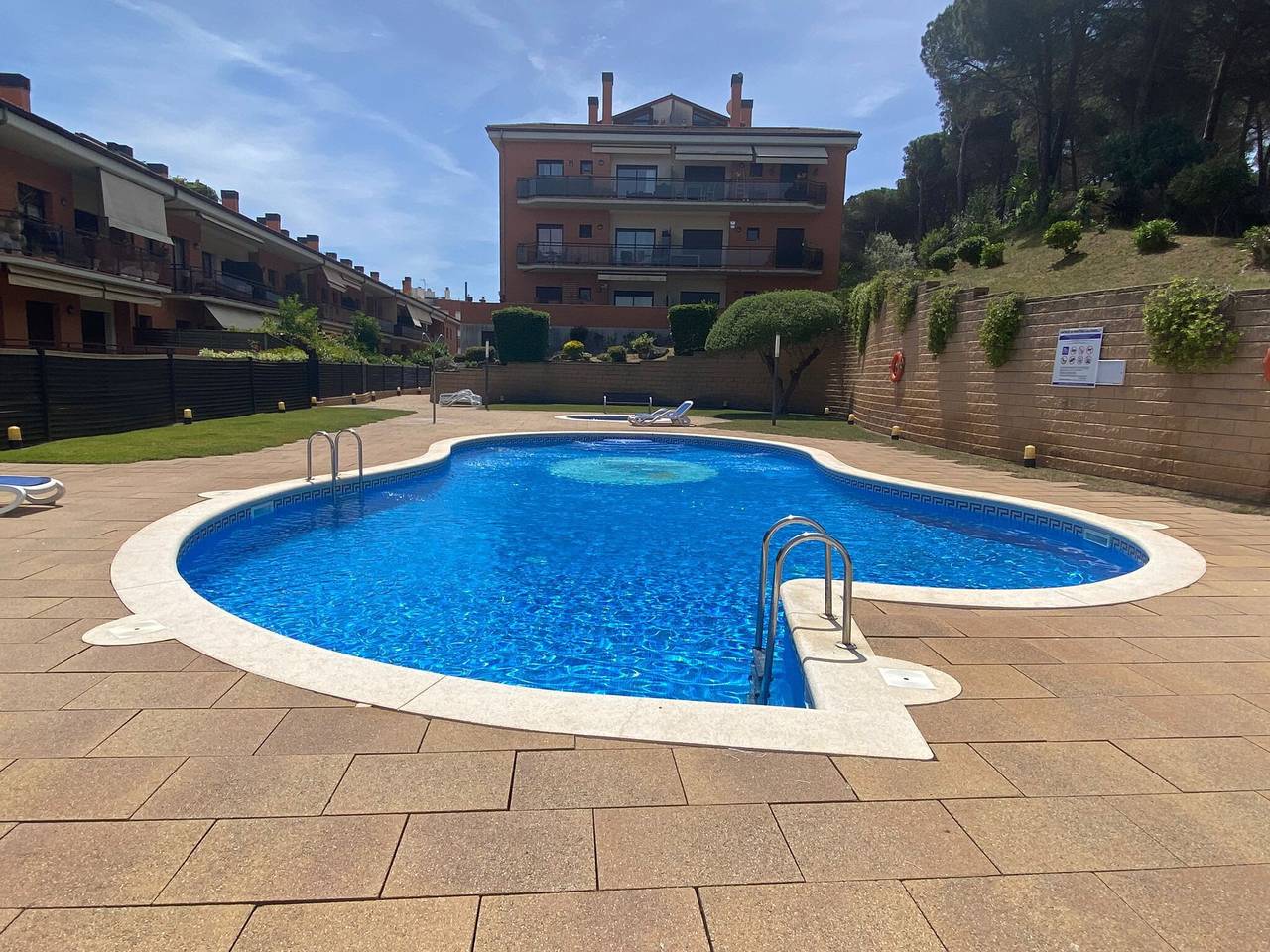 Ganze Wohnung, Ferienwohnung 'Apartamento-loft, Lloret De Mar' mit Gemeinschaftspool, Wlan und Klimaanlage in Central Lloret de Mar, Lloret de Mar