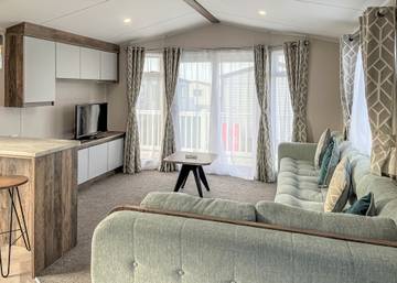 Caravan for 4 People in Llwyngwril, North-Wales, Photo 1