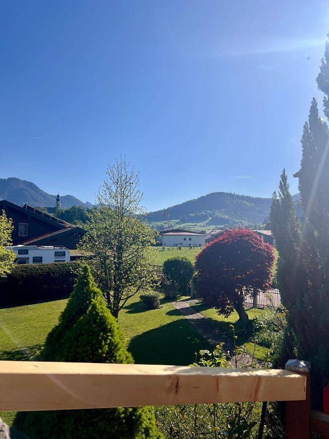 Hütte für 5 Personen, mit Balkon und Ausblick, kinderfreundlich in Ruhpolding