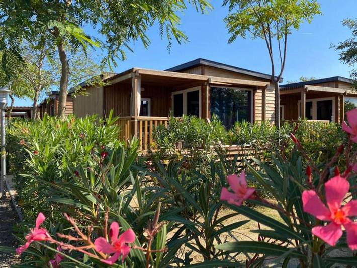 Camping pour 4 personnes, avec Terrasse et Piscine à Malgrat de Mar