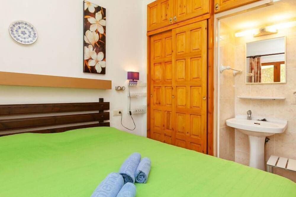 Appartement entier, Adelfa apt. 1 in Sant Martí d'Empúries, L'Escala