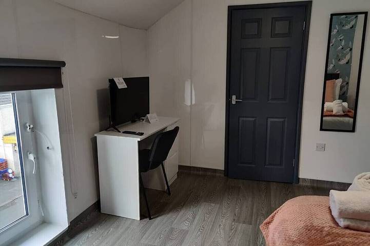 Ganze Wohnung, Private En-Suite • Tv • Fridge • Microwave in Swansea, Swansea und Umgebung