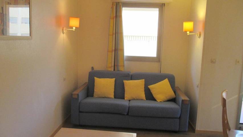 Gîte pour 4 personnes, avec vue et terrasse dans Plage Beau Rivage Saint Raphael - 4