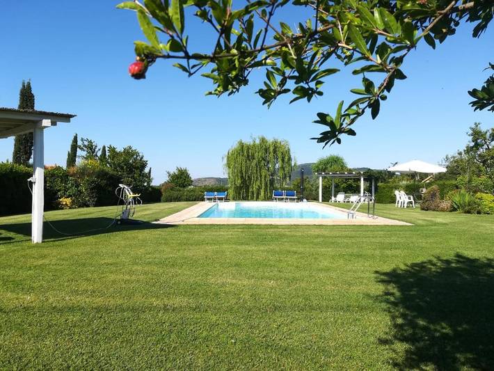 Rustico per 2 persone, con Terrazza e Giardino nonché Piscina a Capalbio