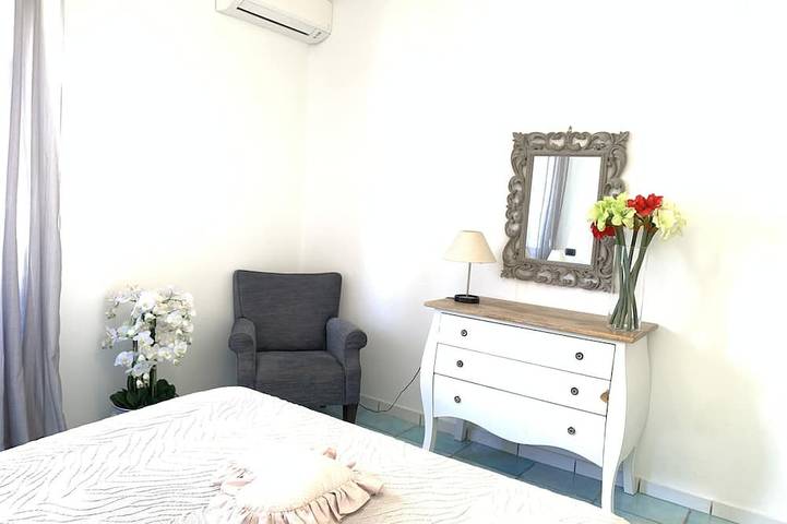 Ferienwohnung für 6 Personen, mit Garten und Pool sowie Balkon, mit Haustier in Sorrent