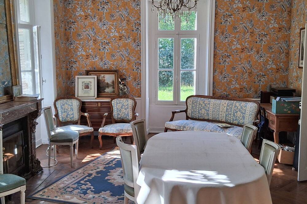 15th and 19th century Chateau on 10ha in the countryside in Issé, Châteaubriant und Umgebung