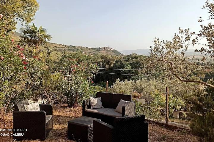Location de vacances pour 5 personnes, avec Terrasse ainsi que Jardin et Vue à Trevi - 4