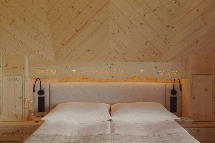 Lovelia Luxury Chalet - luxurious wooden house with jacuzzi near Zakopane in Dzianisz, Karpaty (Polska)