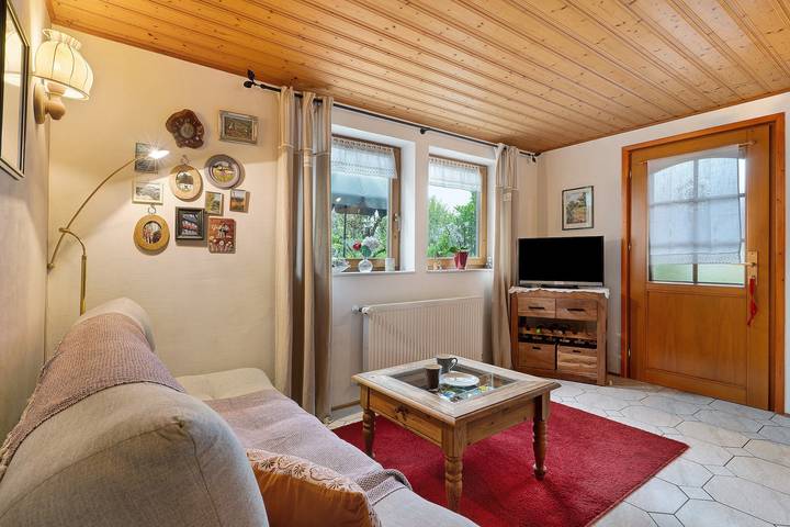 Appartement entier, Appartement 'Am Rebhang' avec terrasse privée, jardin et Wi-Fi in Sasbachwalden, Forêt-Noire centrale