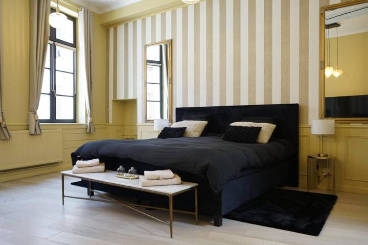 Chambre d’hôte pour 4 personnes, avec Terrasse et Jardin ainsi que Sauna et Vue