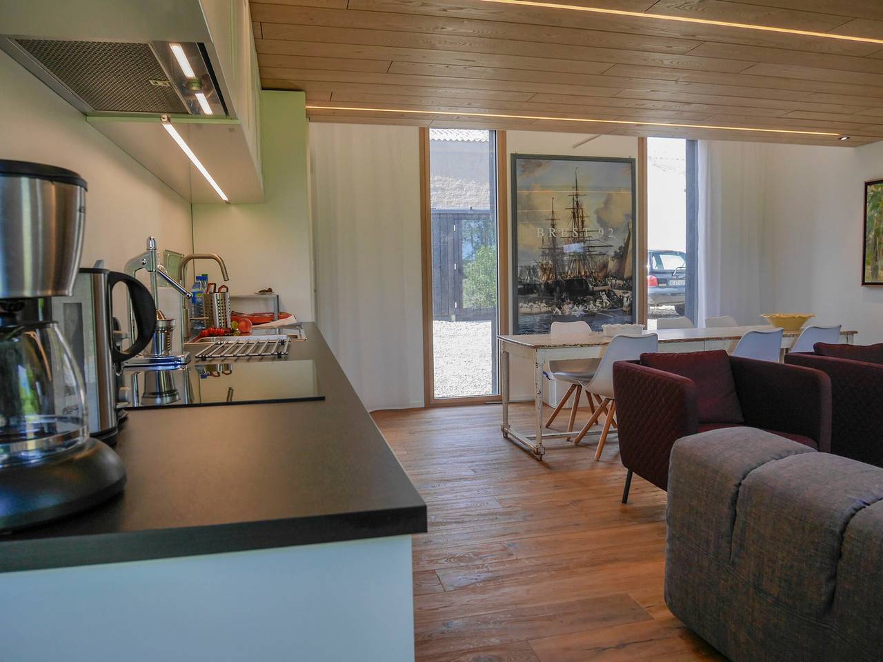 Maison moderne à 800m de la plage avec jardin et Wifi in Bangor, Côte des Mégalithes