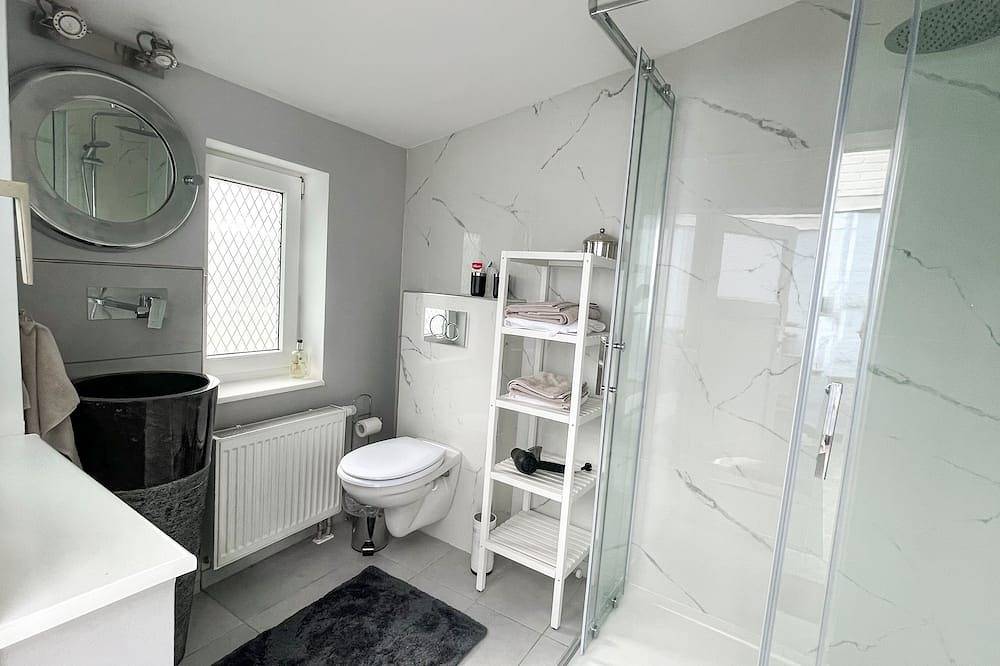 Romantisches Grachtenhaus mit Garten und direktem Wasserzugang in Friedrichstadt, Eider-Treene-Sorge