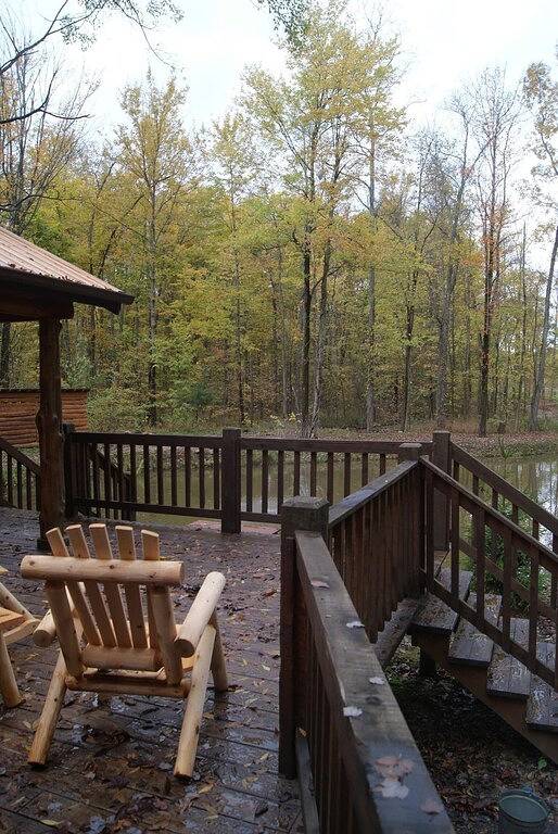Ma & Pa’s Cabin Getaway Amish Country Outdoor Bath in Geauga County
