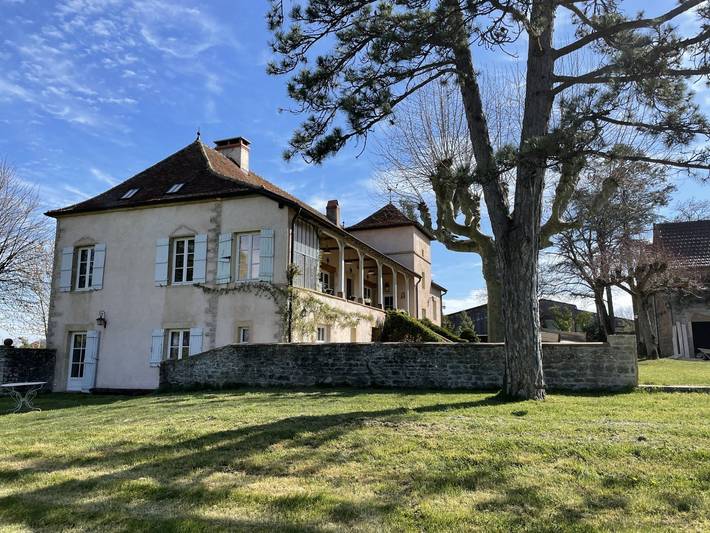 Gîte pour 3 personnes, avec terrasse ainsi que piscine et jardin dans Saône-et-Loire - 2