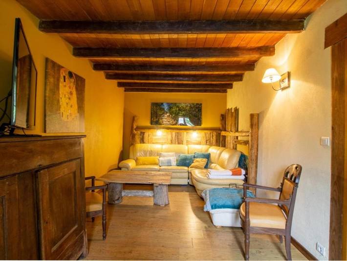 Location de vacances pour 6 personnes, avec jardin ainsi que terrasse et piscine à Mareuil - 2