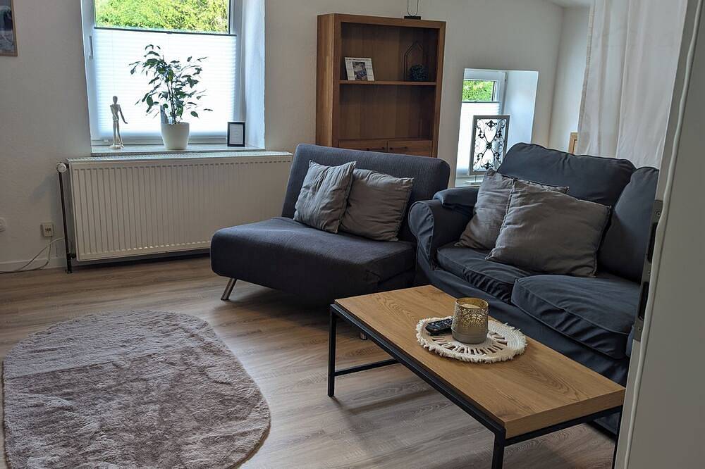 Ganze Wohnung, Helle gemütliche Ferienwohnung für 3-4 Personen in Kalletal, Kreis Lippe