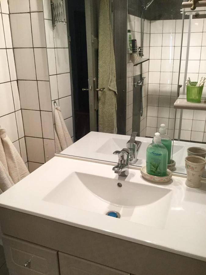 Location de vacances pour 2 personnes, avec Terrasse et Jardin ainsi que Piscine et Vue à Argeliers - 2