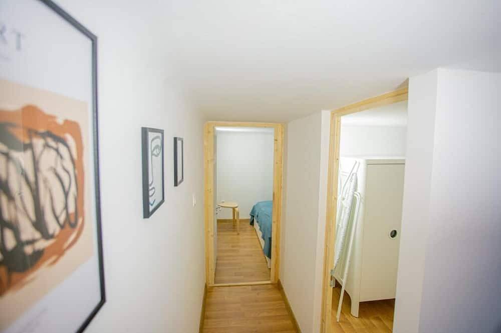 Ganze Wohnung, Cosy gallery flat in Akacfa st. in Budapest, Danube-Ipoly National Park
