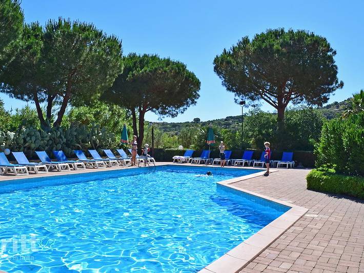 Ferienpark für 5 Personen, mit Terrasse und Balkon/Terrasse auf Elba - 3